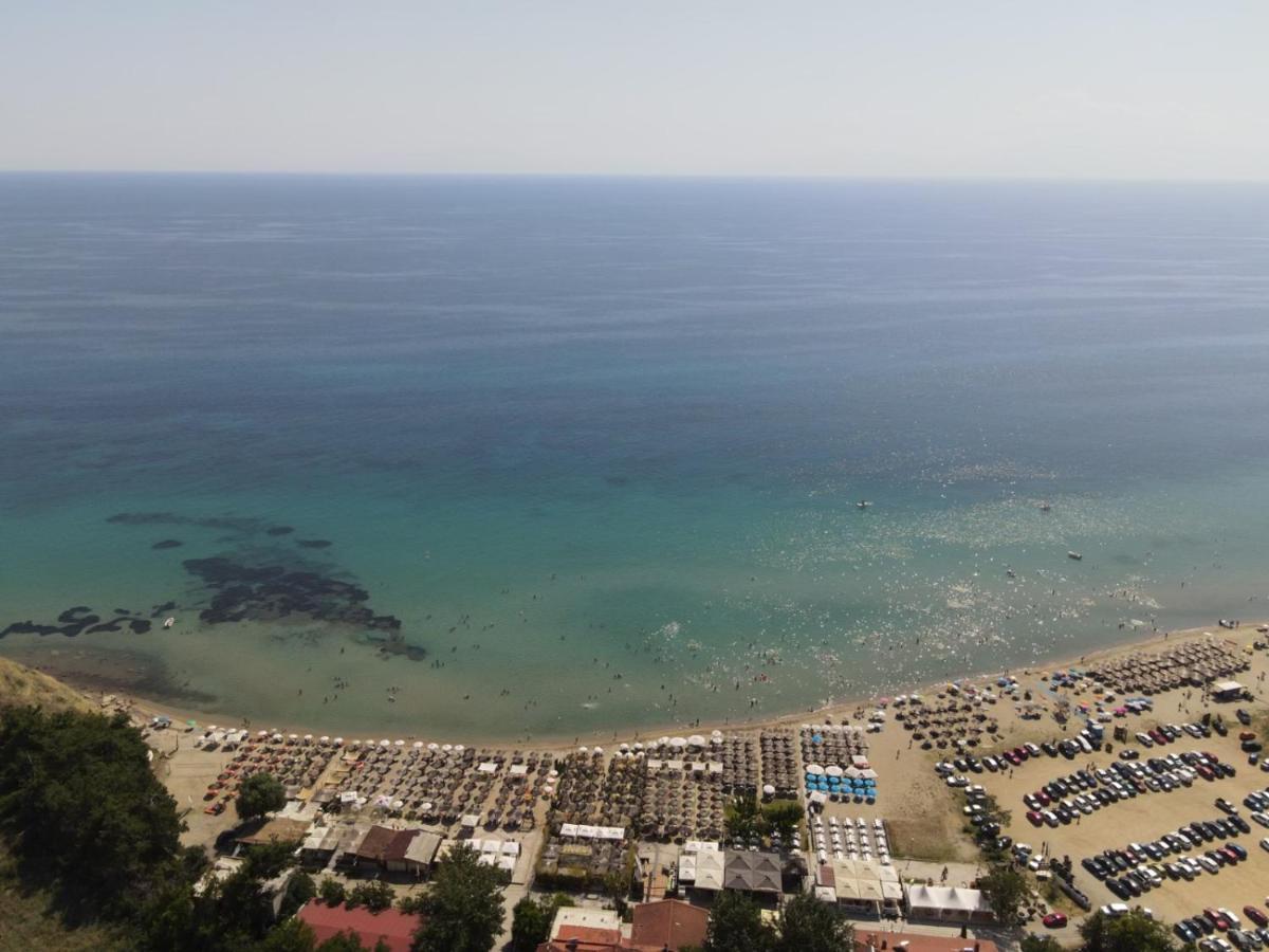 Seaside Apartment In Vergia Chalkidiki Exterior foto